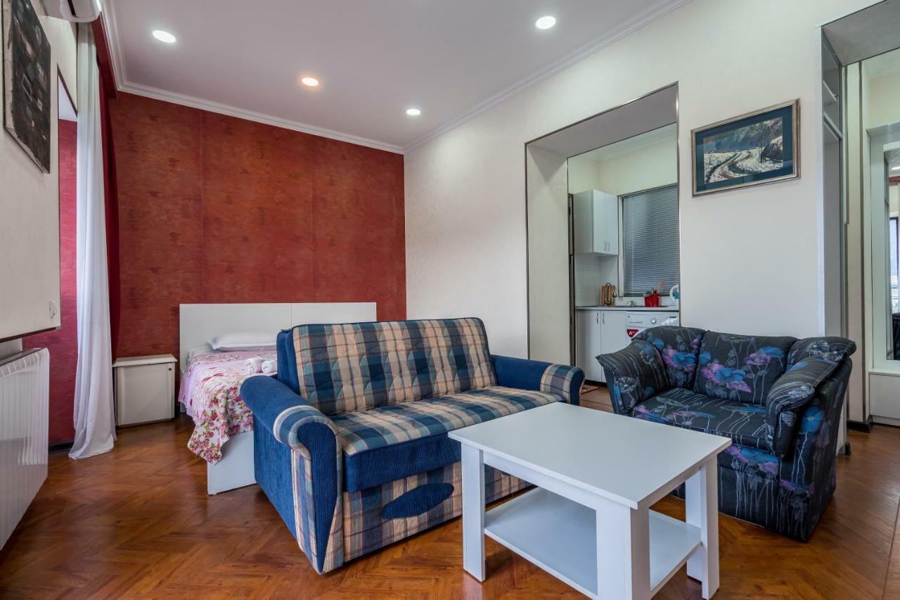 Apartments Near Metekhi Cathedral Tbilisi Ngoại thất bức ảnh