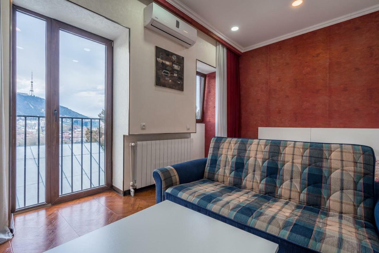 Apartments Near Metekhi Cathedral Tbilisi Ngoại thất bức ảnh